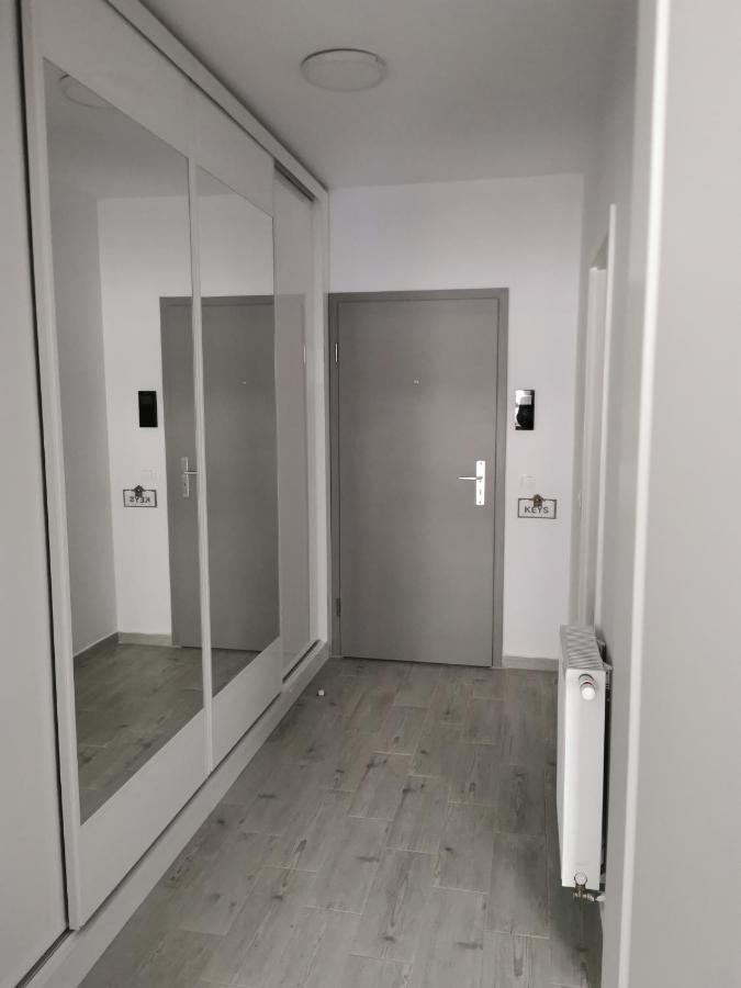Kronbed Apartments Braşov Exteriör bild